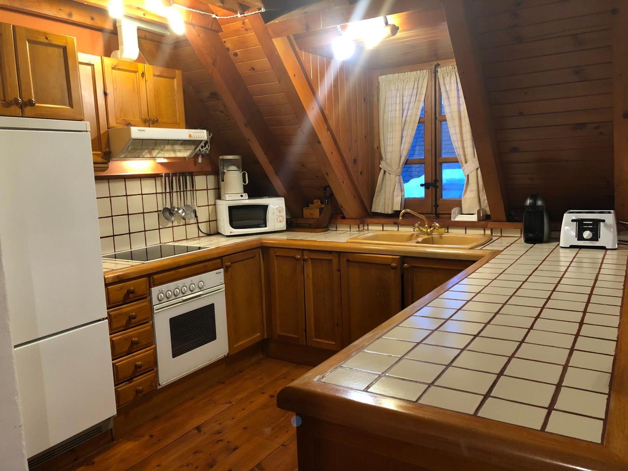 Casa De Piedra Con Encanto En El Bonito Pueblo De Bagergue 外观 照片