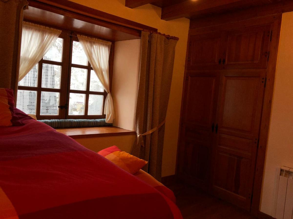 Casa De Piedra Con Encanto En El Bonito Pueblo De Bagergue 外观 照片